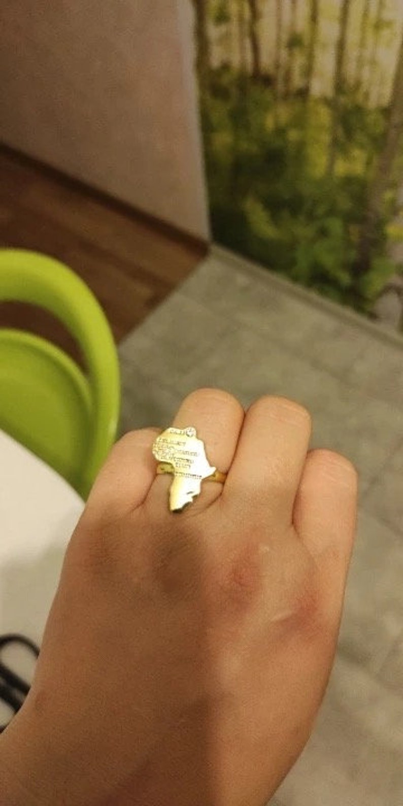 100% Authentic Africa Map Big Hoop Earring.It is great for any 18k gold Ring