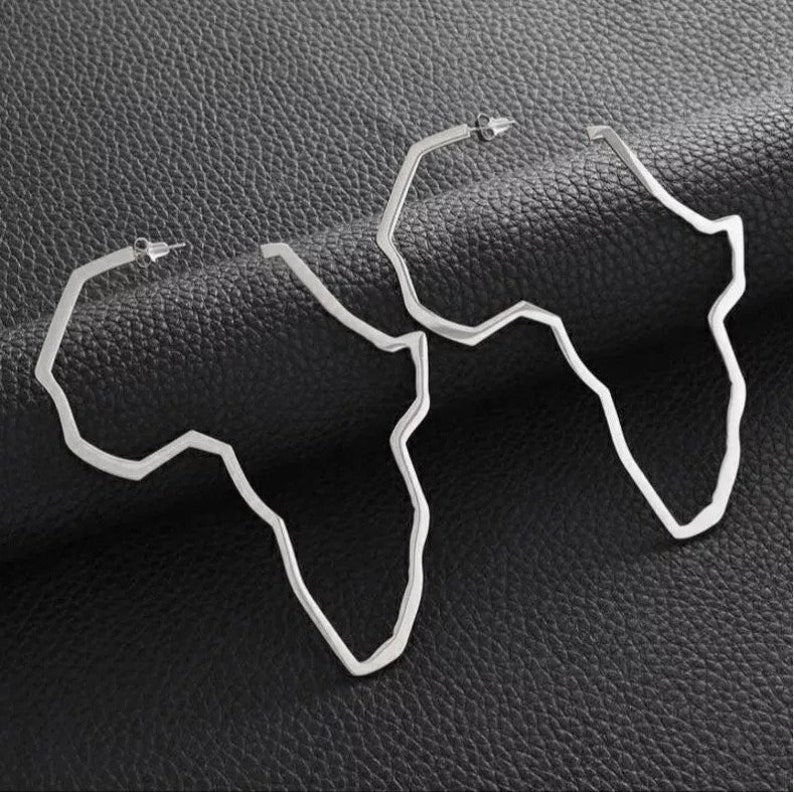 100% Authentic Africa Map Big Hoop Earring.It is great for any Plain Silver plated