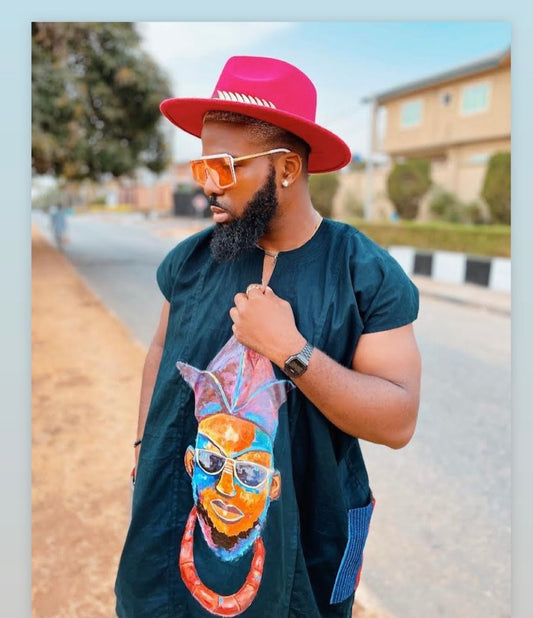MEN DANSHIKI TOP-OUR HIGH QUALITY HANDMADE AFRICAN DANSHIKI COME FOR DIFFERENT PARTIES OR OUTINGS. IT IS UNIQUE